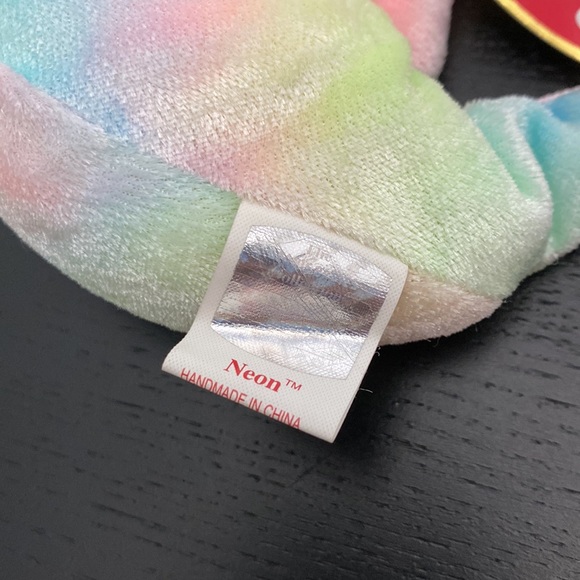 TY Beanie Baby “Neon” the Rainbow Seahorse - 1999 - Picture 6 of 10